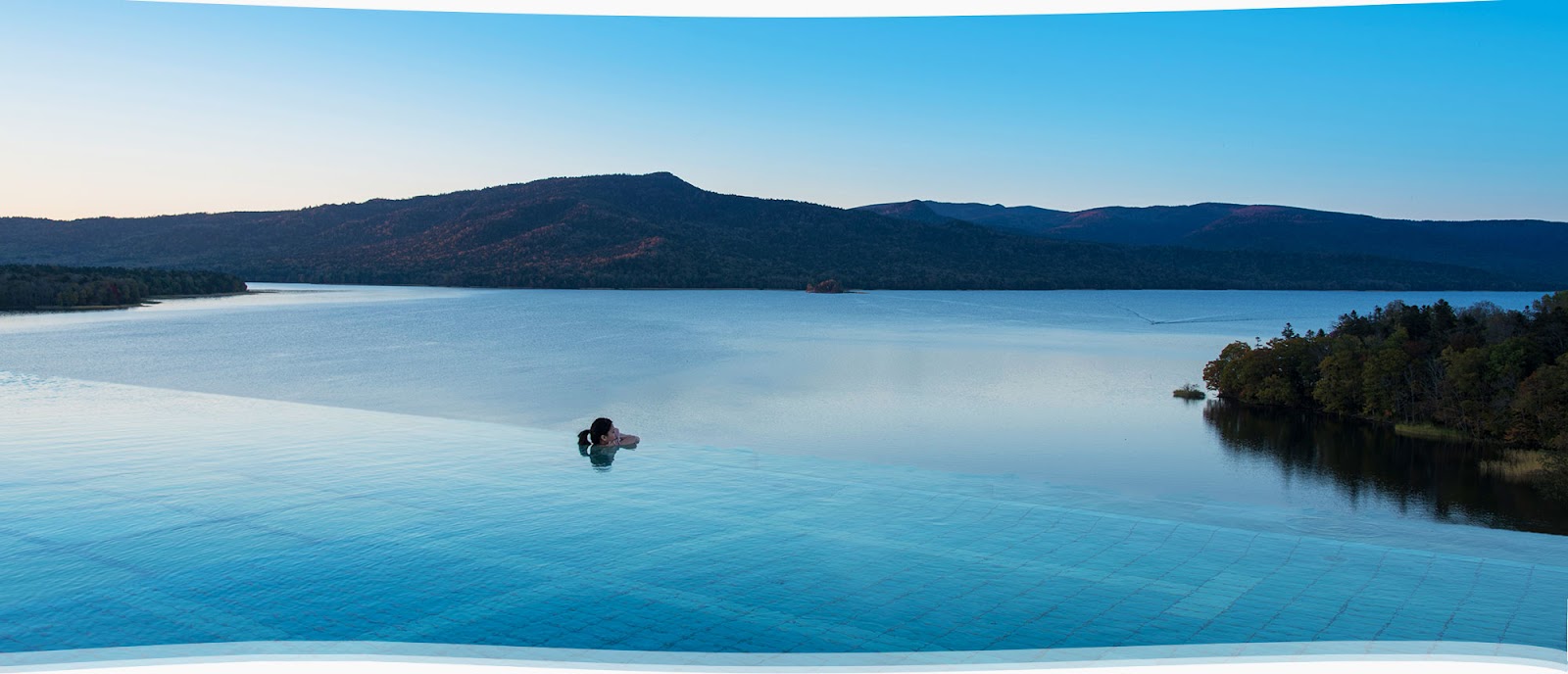1　釧路市　阿寒湖の絶景を望みながら温泉を楽しむ「阿寒湖畔温泉　ニュー阿寒ホテル」