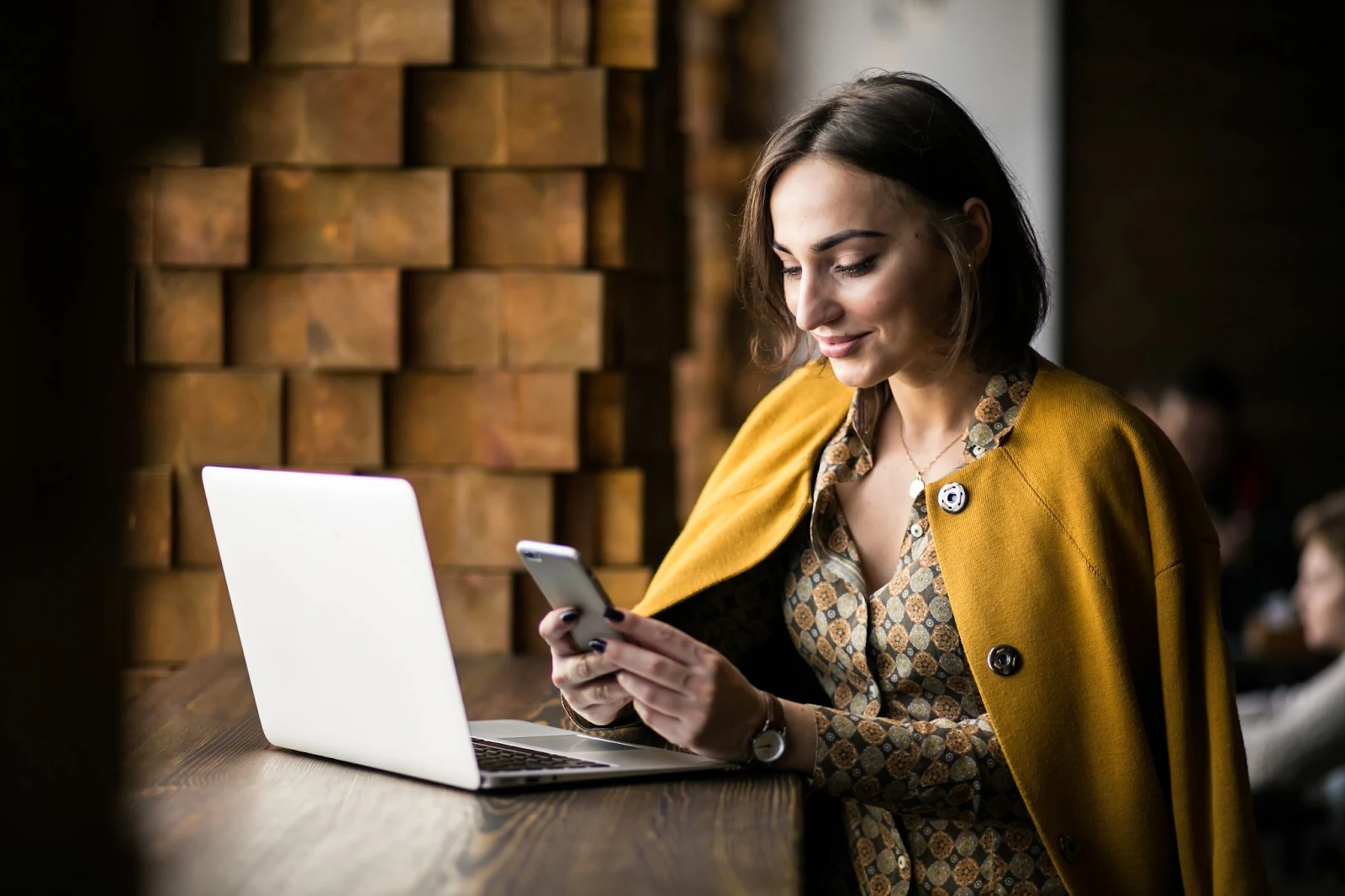 Fix hotel Wi-Fi keeps disconnecting