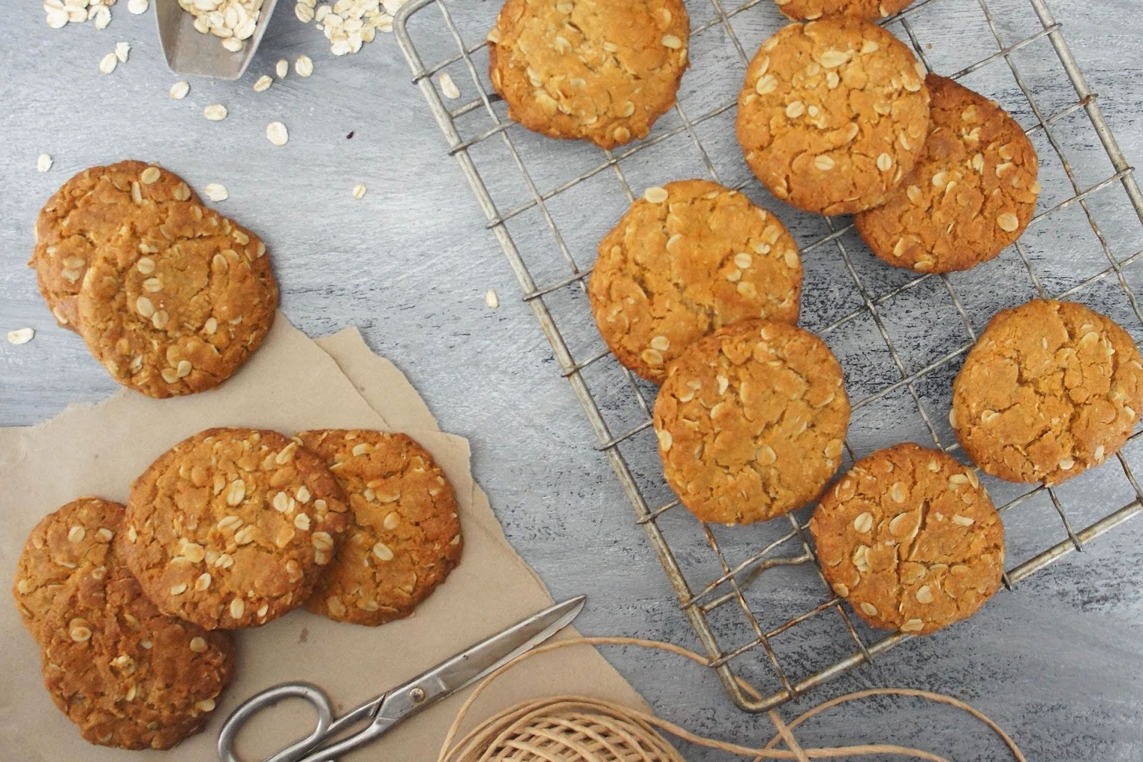 Anzac Biscuits là một món bánh quy truyền thống và đặc sản của Úc