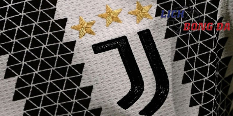 Juventus là CLB dẫn đầu danh sách cầu thủ vinh danh bởi Bàn chân vàng