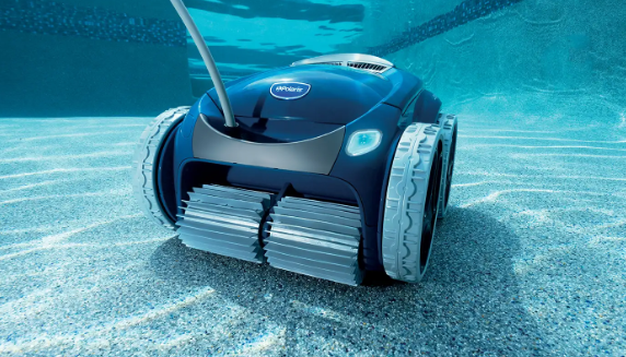 pool robot cleaning