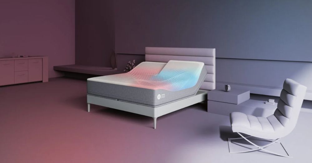 Mattress with built-in technology bed