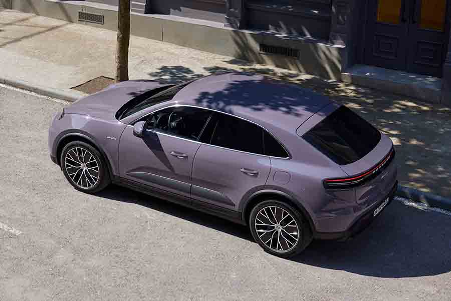 ดีไซน์การออกแบบของรถยนต์ : Porsche Macan Electric 2024