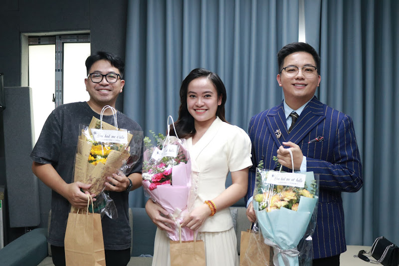 Bộ ba Ban giám khảo MC Hồ Phương, MC/Th.s/CEO Đỗ Ngọc Sơn và Voice Talent/BTV Tiến Anh
