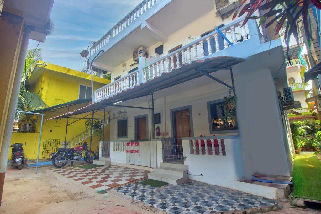 third top hotels in goa near baga beach