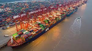 Port of Shanghai, China is a Busiest Ports 