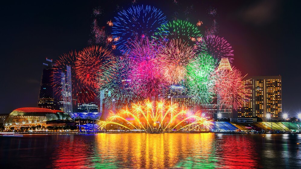 Stunning New Year fireworks in Singapore.