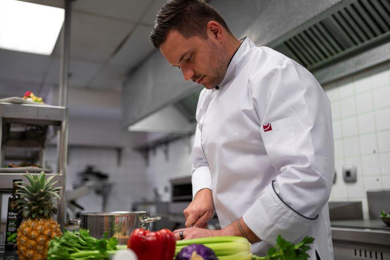 Culinary Chronicles: 10 Common Mistakes Chefs Make and How to Avoid Th –  Chef Gear