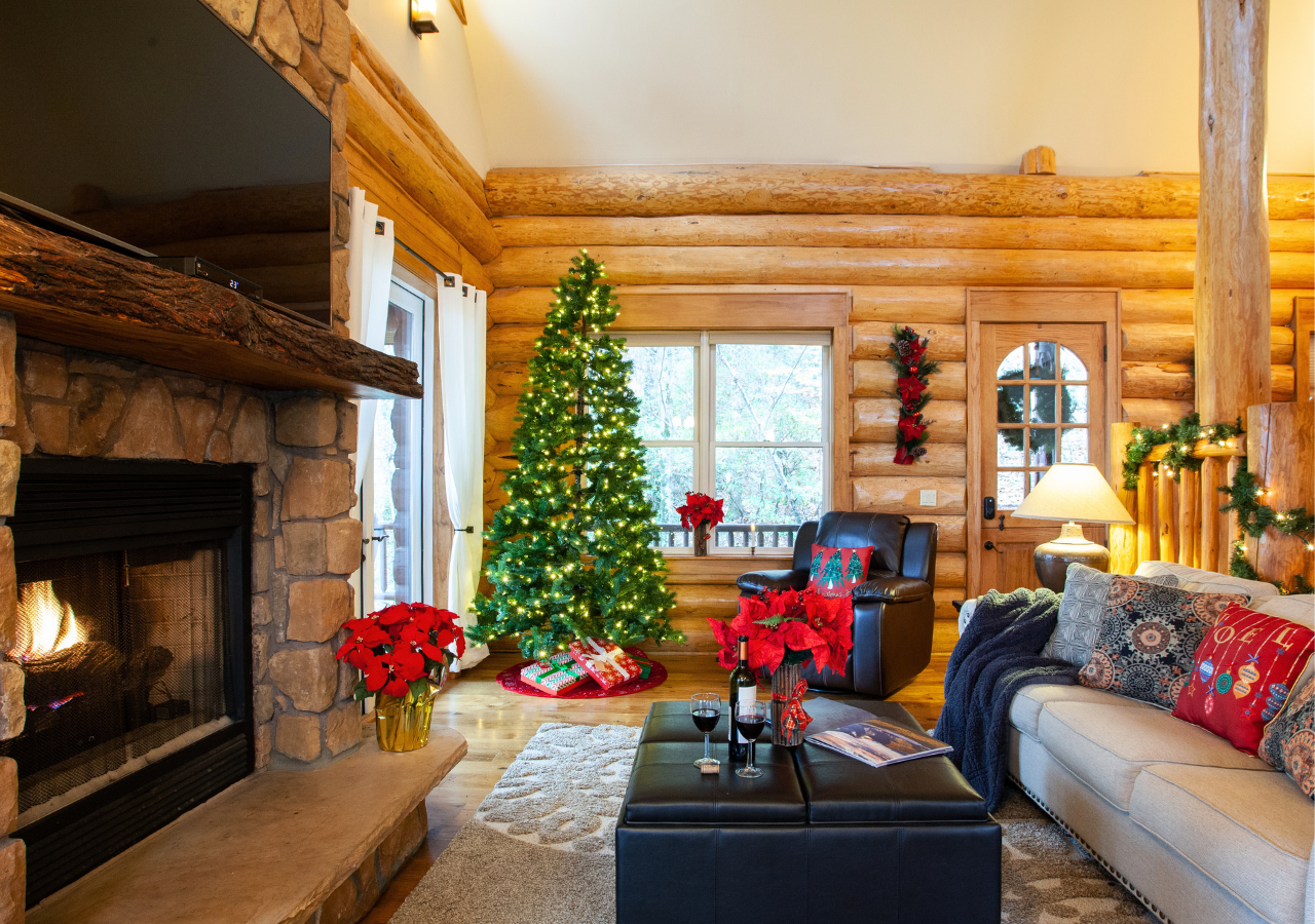 Christmas Lodge-Secluded near Downtown Blue Ridge, Blue Ridge – Updated  2023 Prices