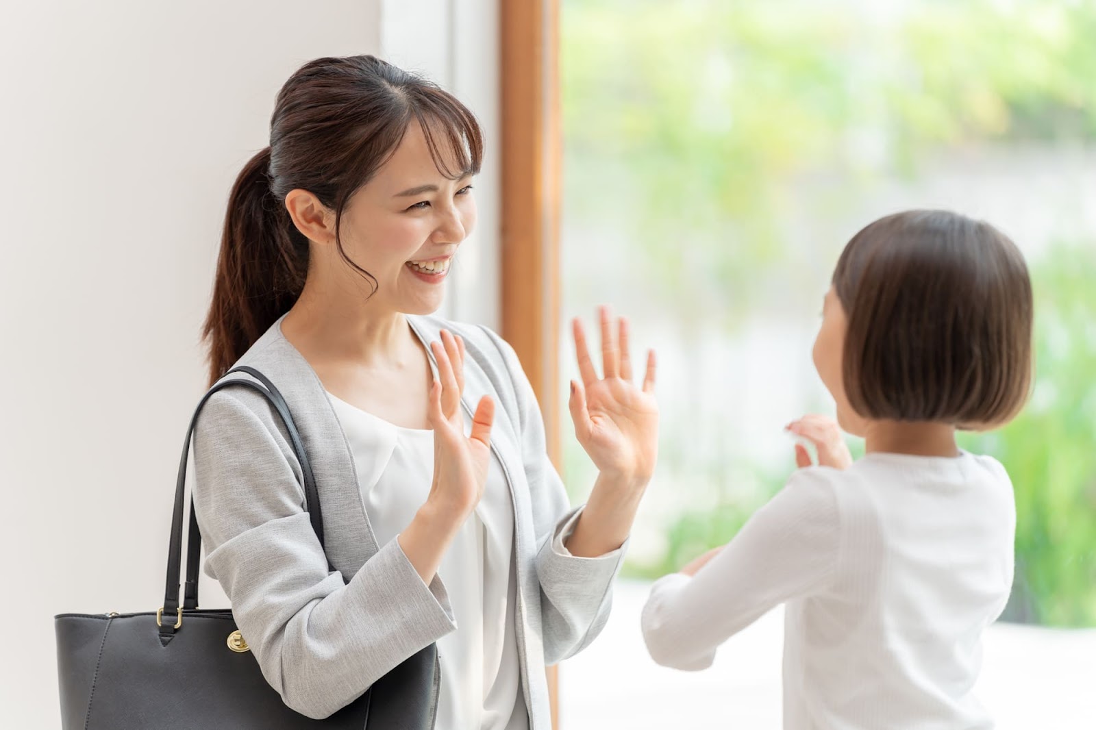 働きながら幼稚園に通わせるための幼稚園選びのポイント