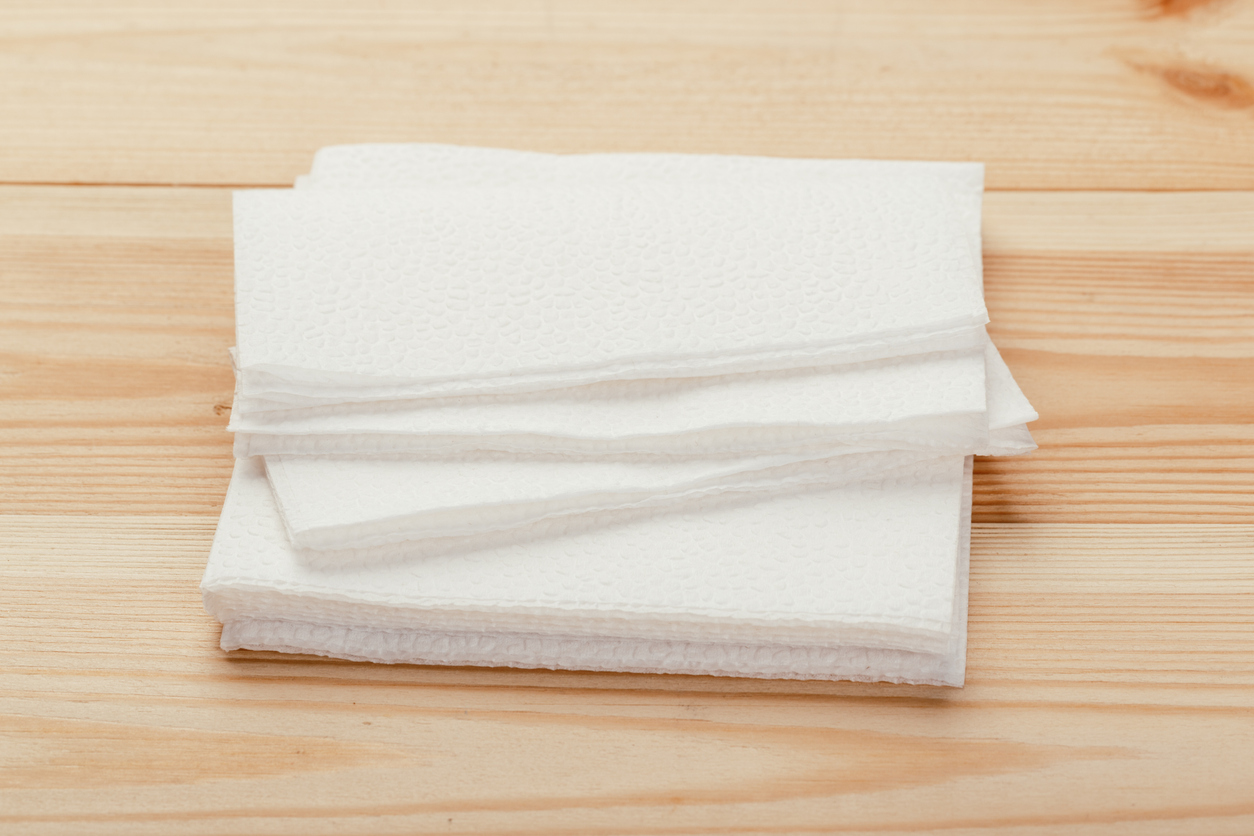 papel toalha interfolhado, ideal para escritórios, clínicas e ambientes hospitalares