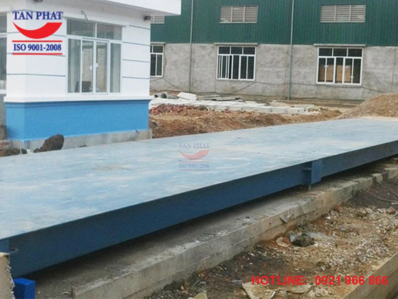 Cân 100 tấn dạng nổi , kích thước 1x3m lắp đặt tại Gia Lâm, Hà Nội