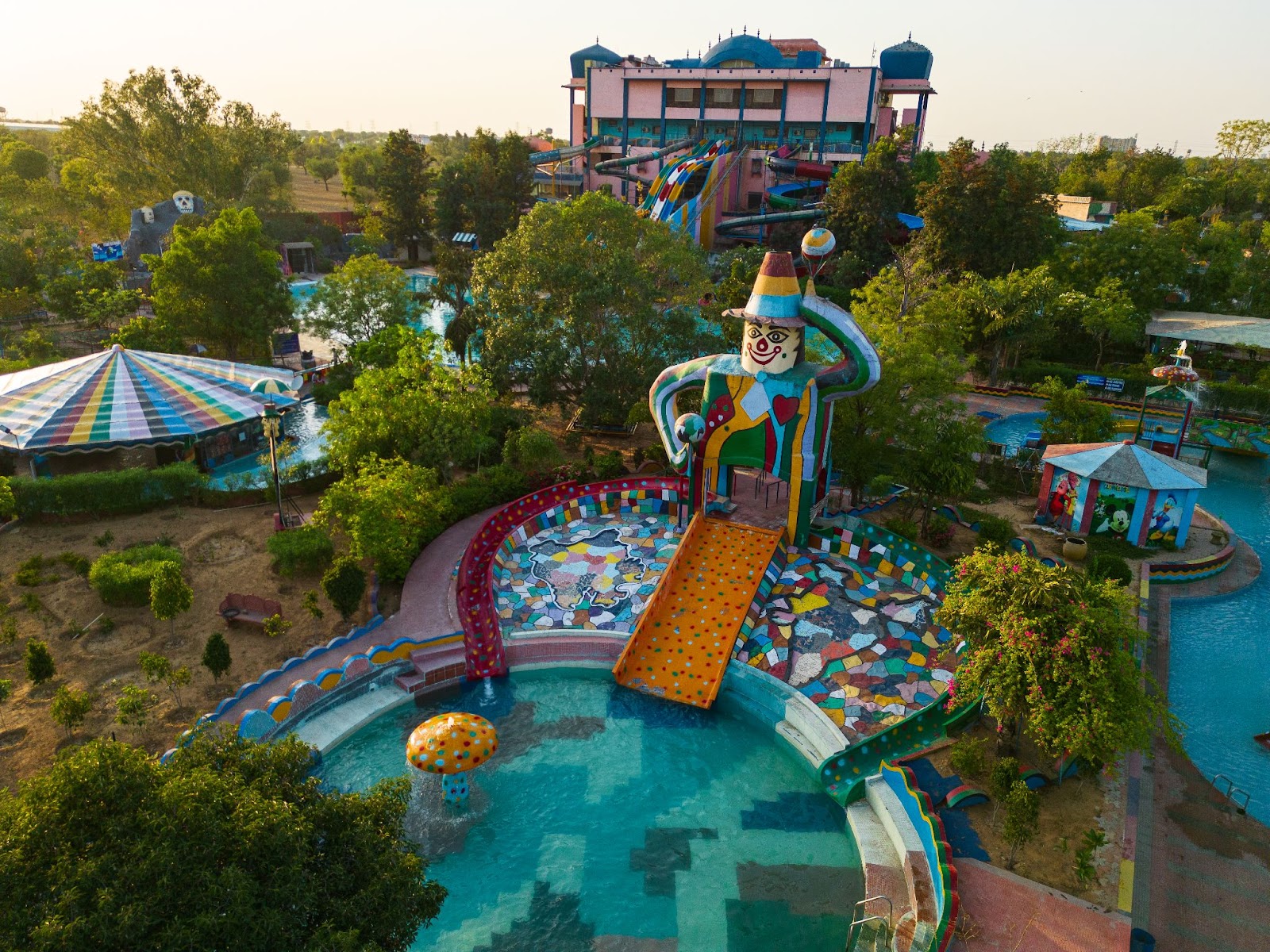 Rainbow Slides Ride in Pink Pearl