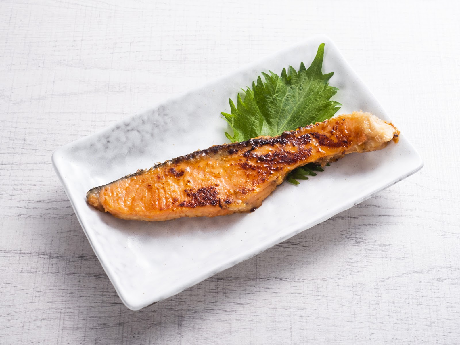 和食が食べたいお昼におすすめ「鮭の甘味噌漬け」