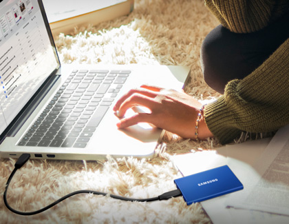 Samsung Portable SSD connected to a Windows laptop