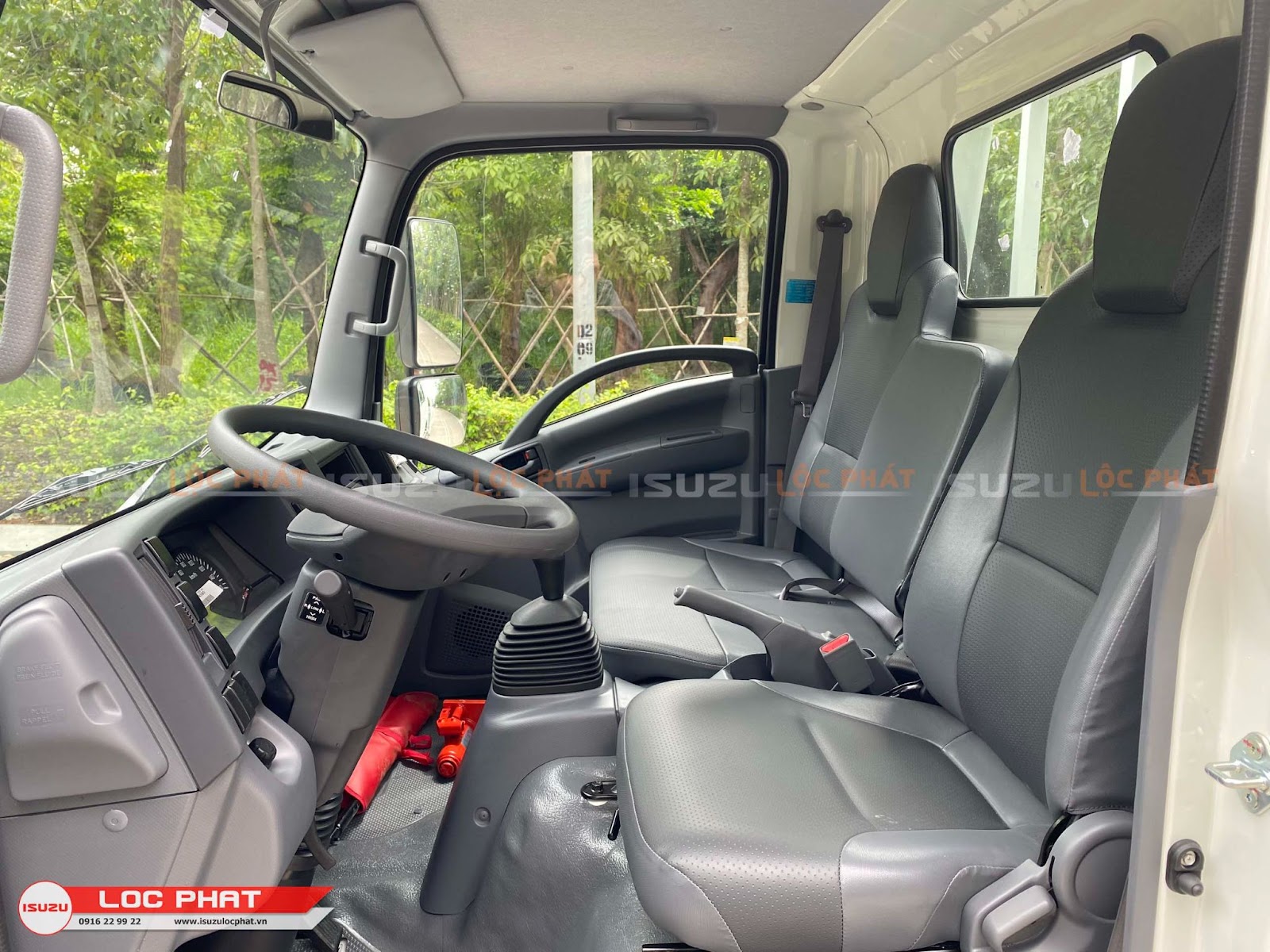 Cabin xe tải Isuzu QKR 210 