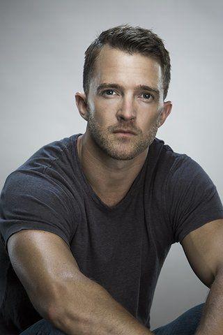 Tim Draxl - Actor Filmography، photos، Video
