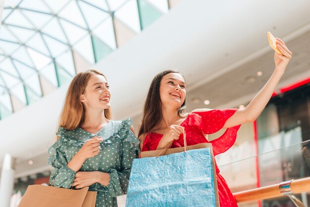 Chic Finds Blissful Shopping Spree