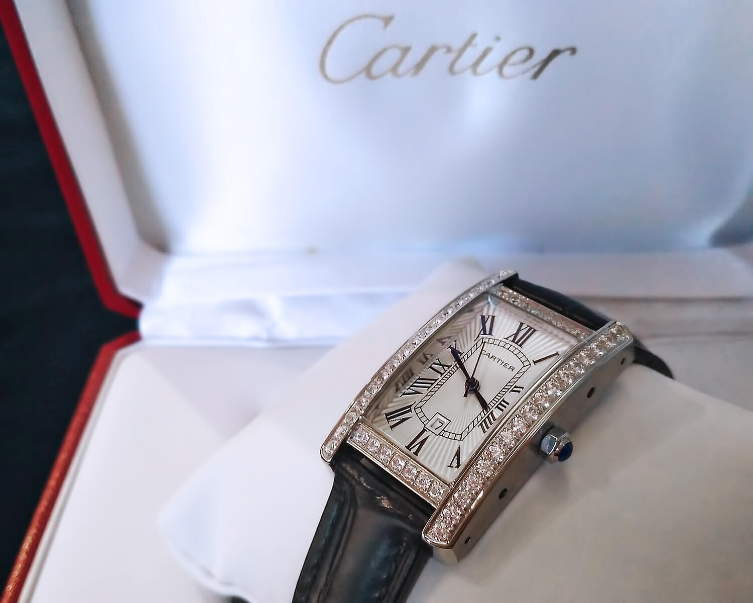 Часы Cartier