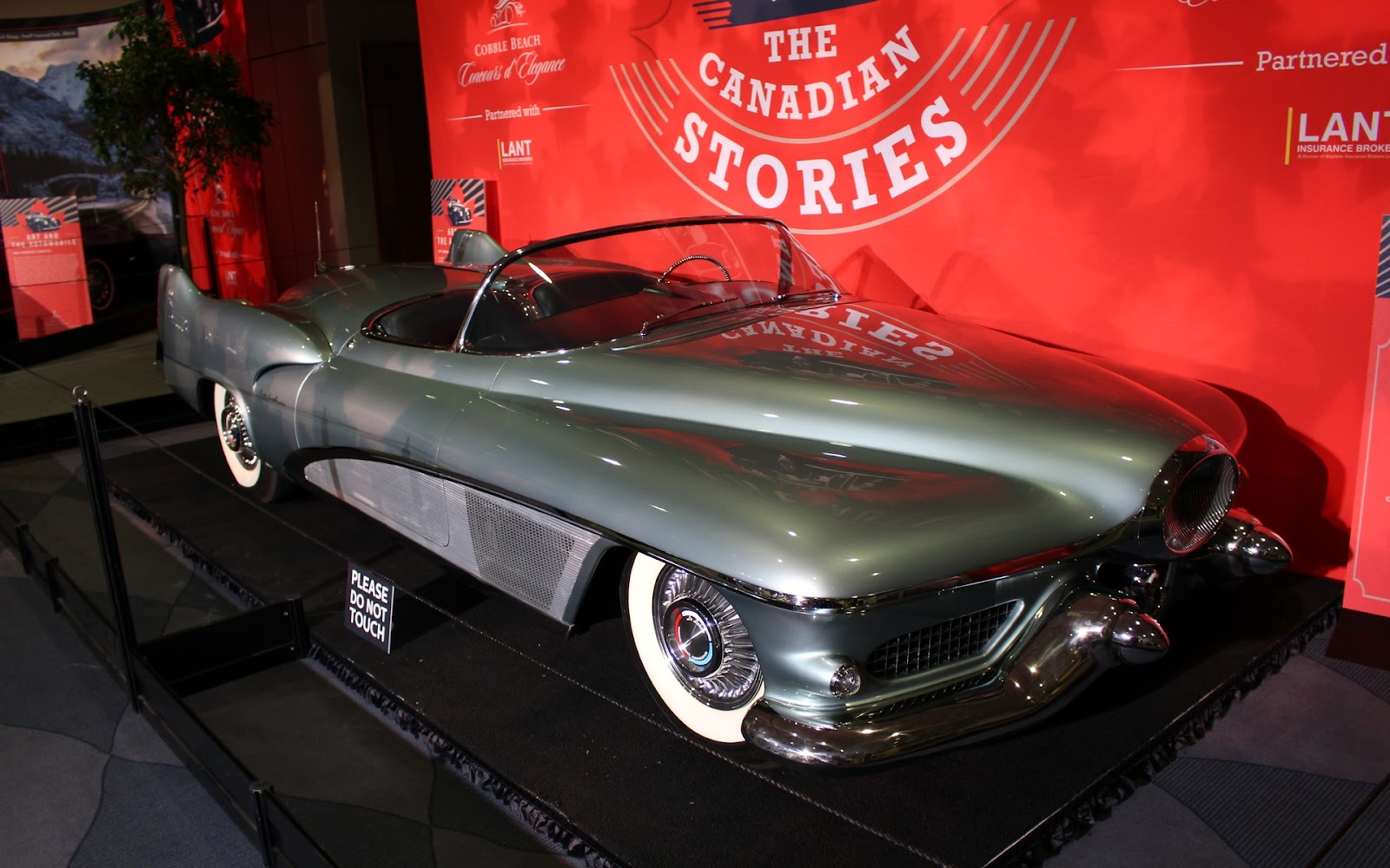 Vintage Vibe Classic Car Tales