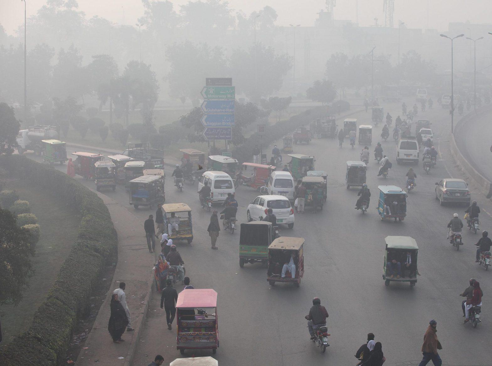 Lahore PHA takes on smog ahead of winter