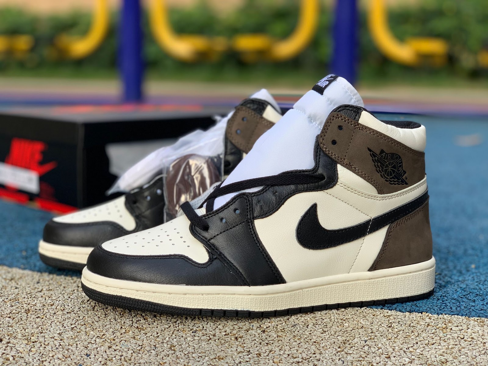 Giày Nike Air Jordan 1 Retro High OG Dark Mocha