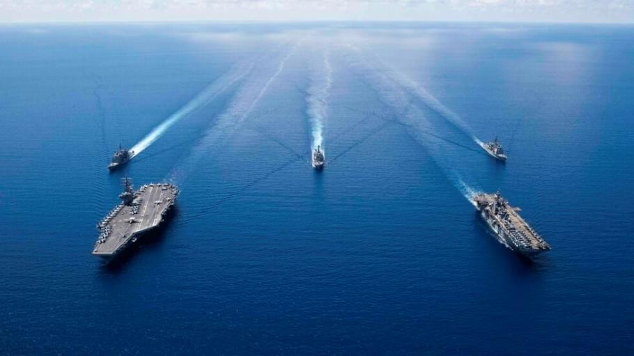 Ảnh minh họa: Hàng không mẫu hạm USS Ronald Reagan tại vùng Biển Đông ngày 07/10/2019.