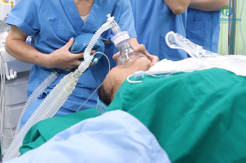 Một số bệnh nhân có thể bị dị ứng và phản ứng với thuốc gây mê trong quá trình cắt túi mật