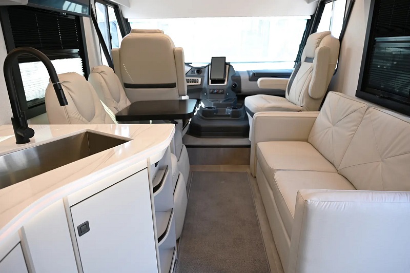 10 Best Class A Motorhomes Under 35 Feet Coachmen Euro 25EU interior