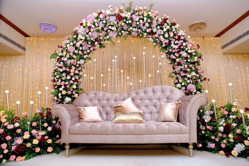 Classic wedding stage decoration ideas