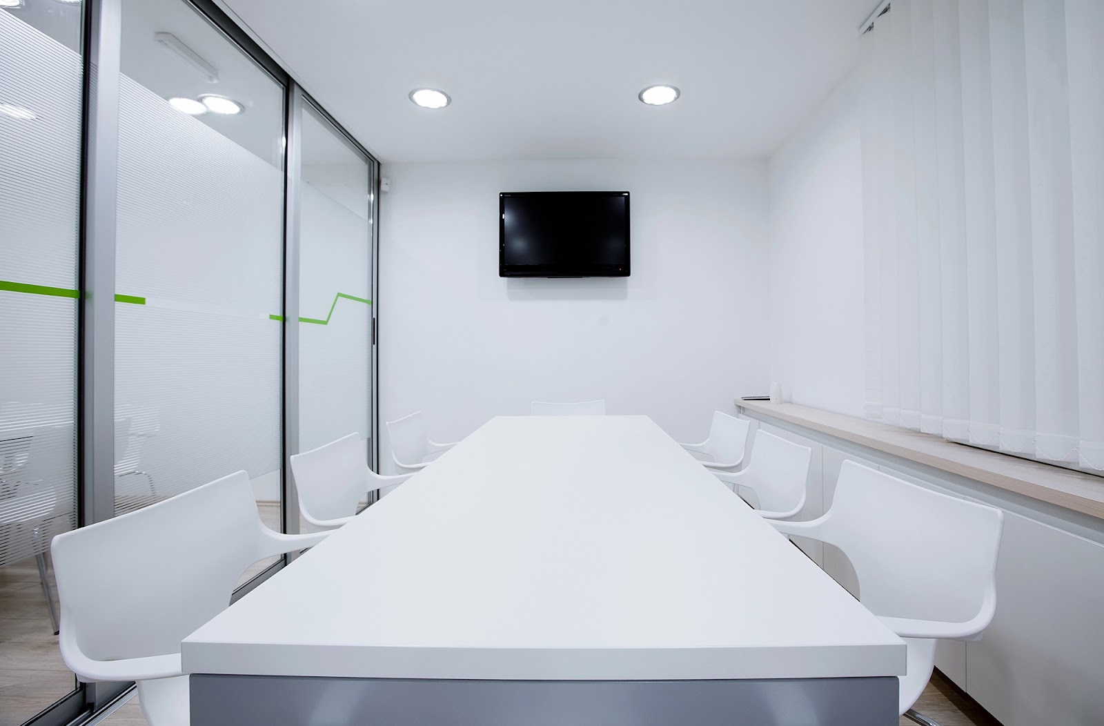 The Benefits of Investing in High-Quality Office Furniture