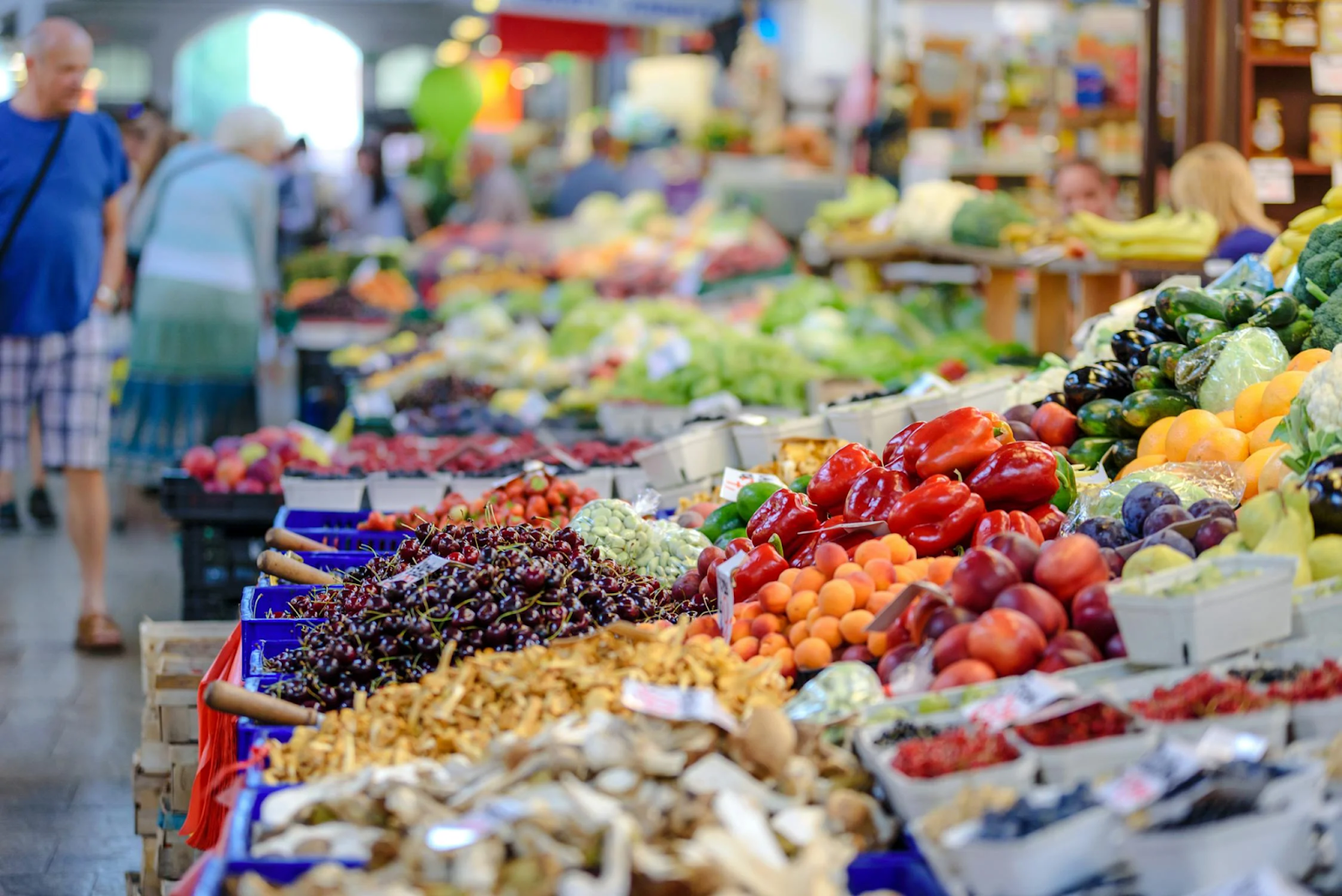 Visiting farmer's market to search for superfood.