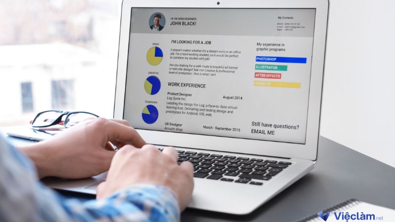 Tại Vieclam.net, bạn có thể tạo hồ sơ việc làm trực tuyến để tiếp cận với nhiều nhà tuyển dụng hơn.