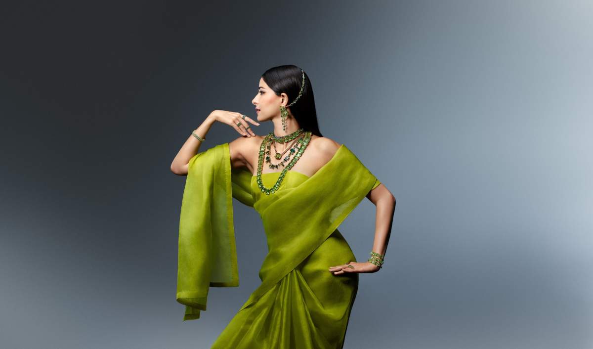 Green Elegance Chronicle