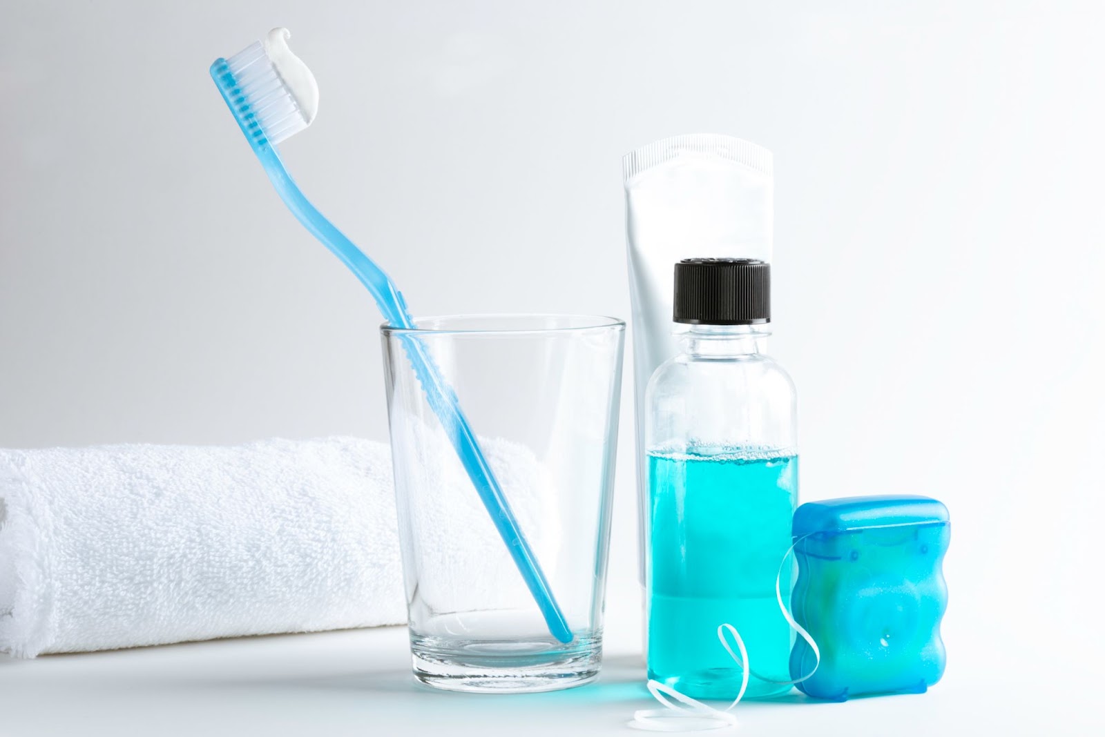 Optimal oral hygiene with brushing, flossing, and mouthwash