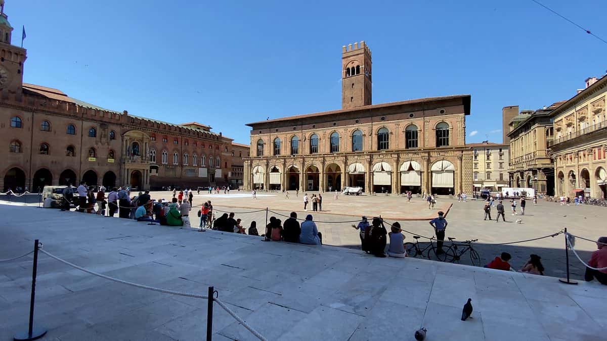 Bologna Piazza Maggiore