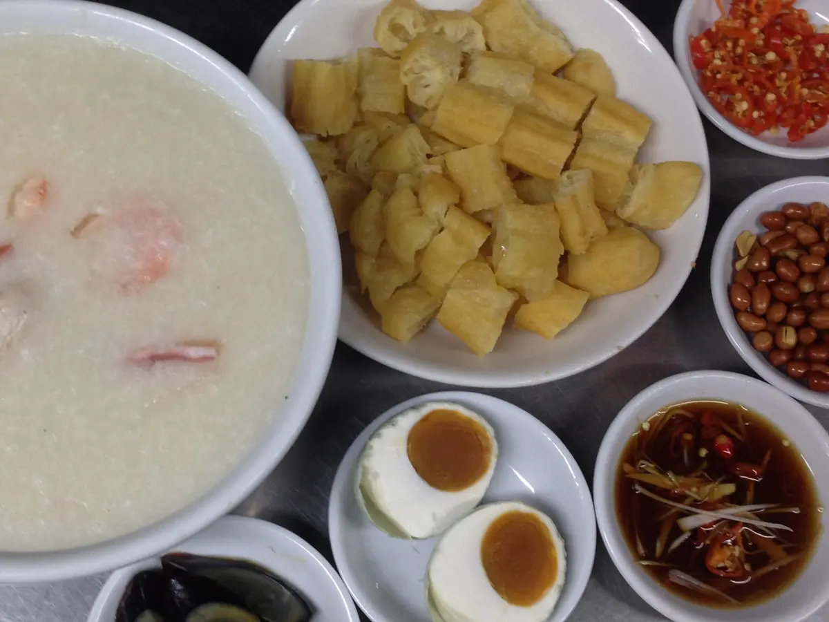 kuliner malam jakarta 24 jam bubur kwang tung