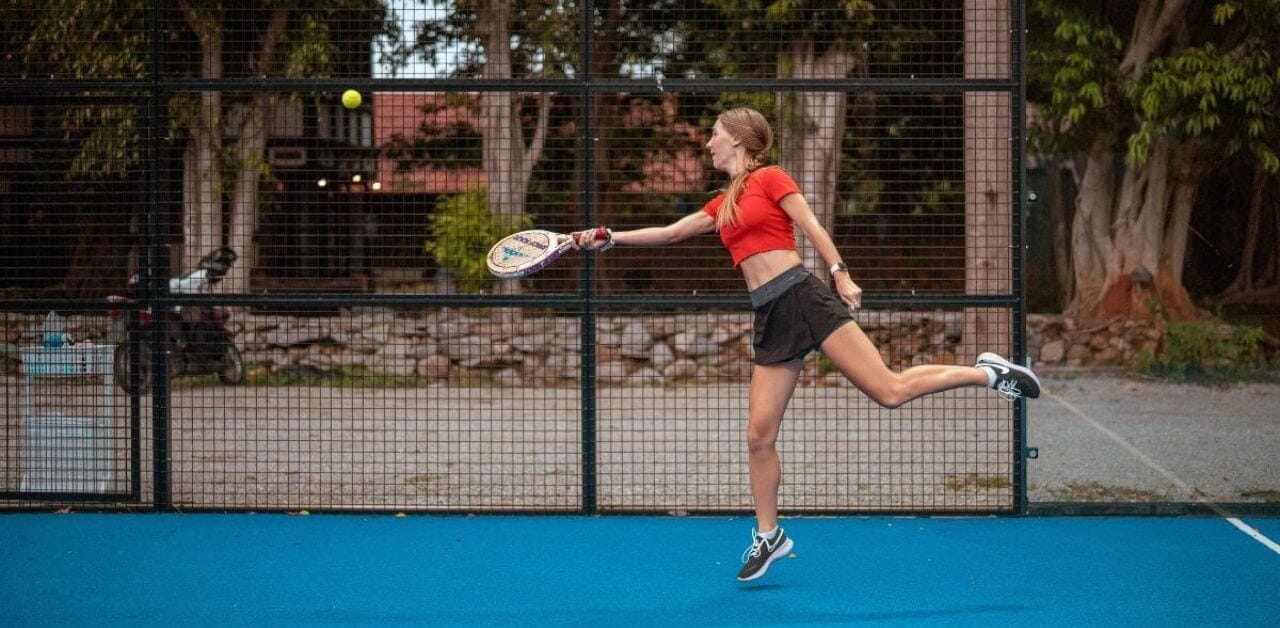 Padel Etiquette: Do's and Dont's on the Court