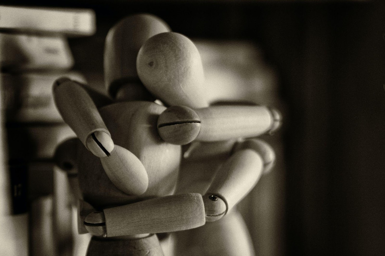 Mannequins hugging