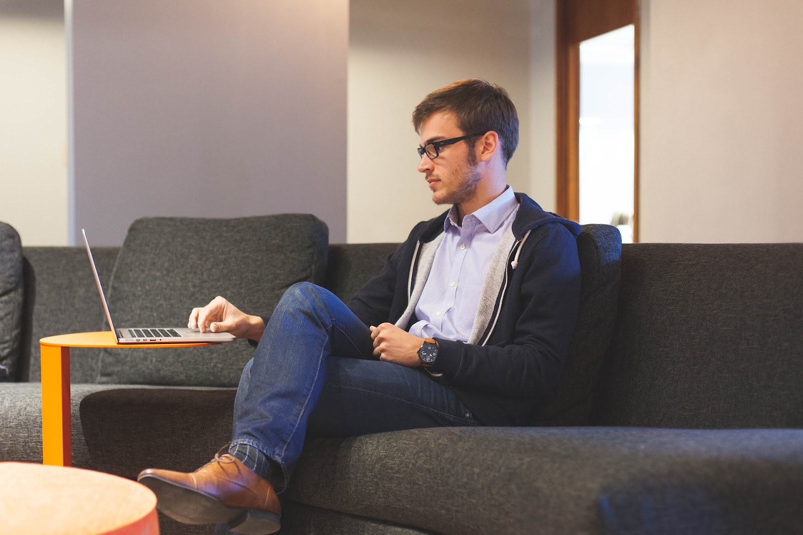  Freelancer--Top 10 Highest-Paying Part-Time Jobs for International Students (2024)
