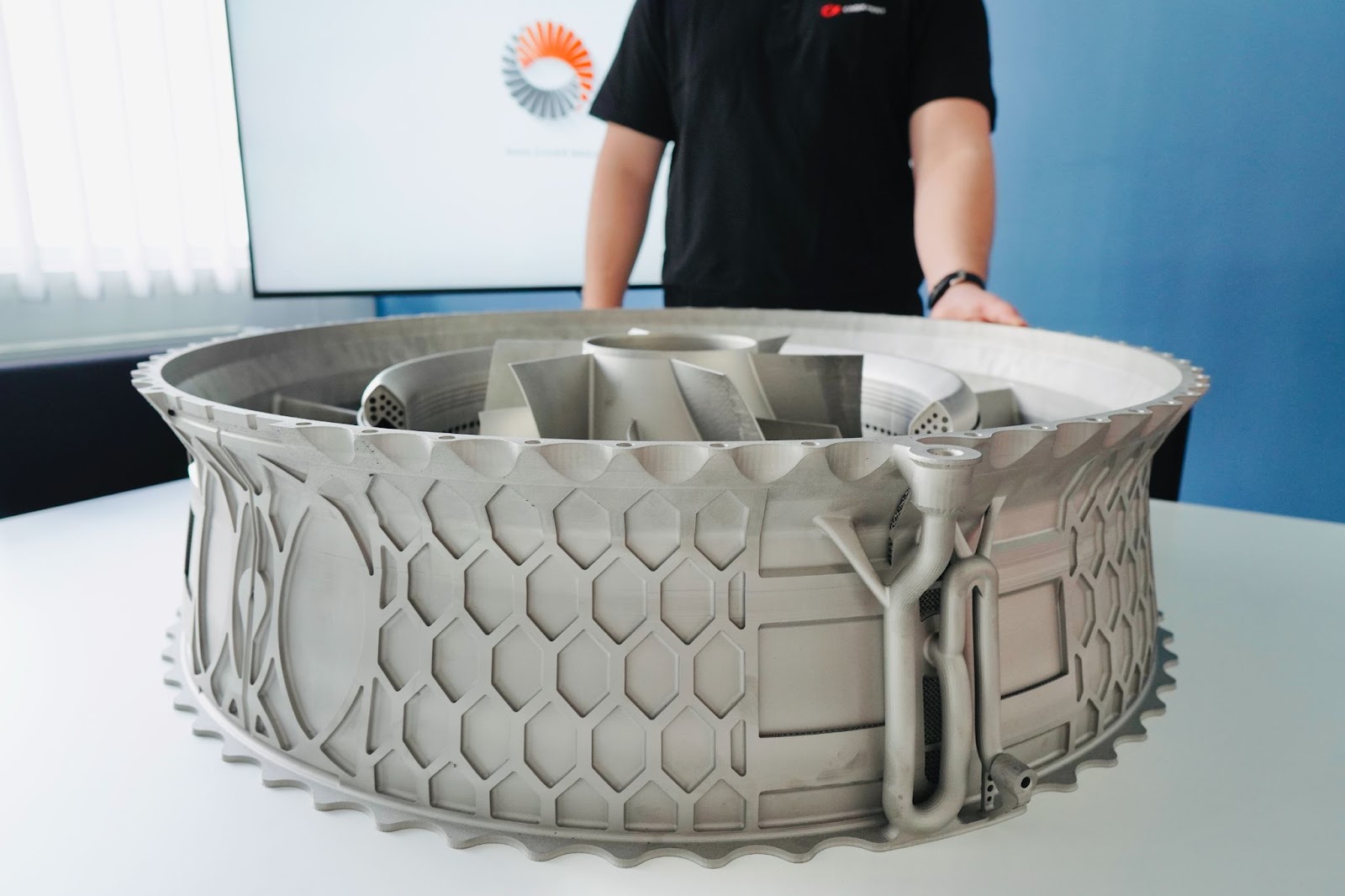 NOWOCZESNY PRZEMYSŁ | Druk 3D z metalu: możliwości drukarek BLT z technologią SLM