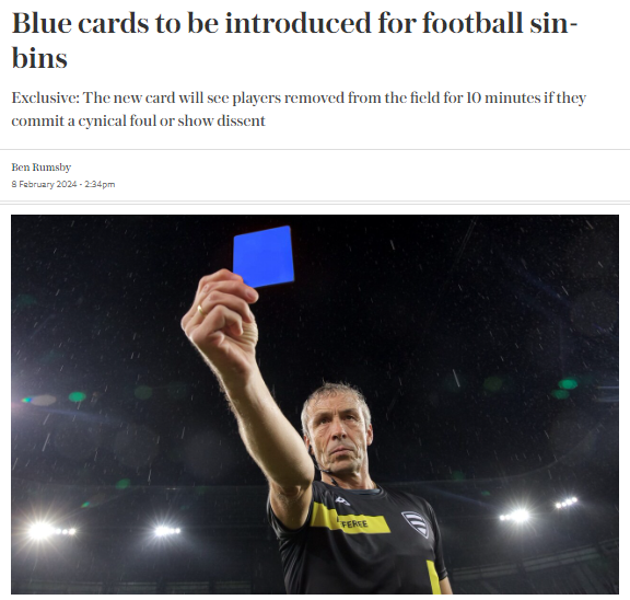 تقارير حول اعتماد الفيفا البطاقات الزرقاء في مباريات كرة القدم