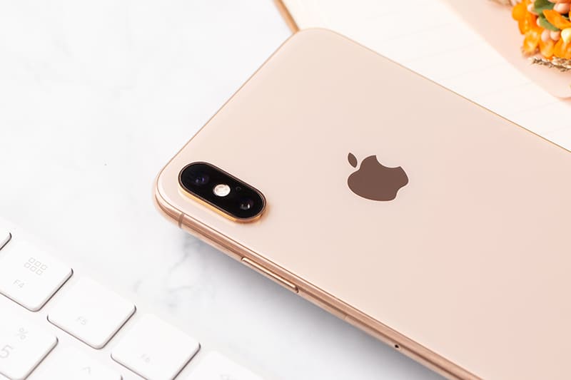iphone xs max 256gb gold 3