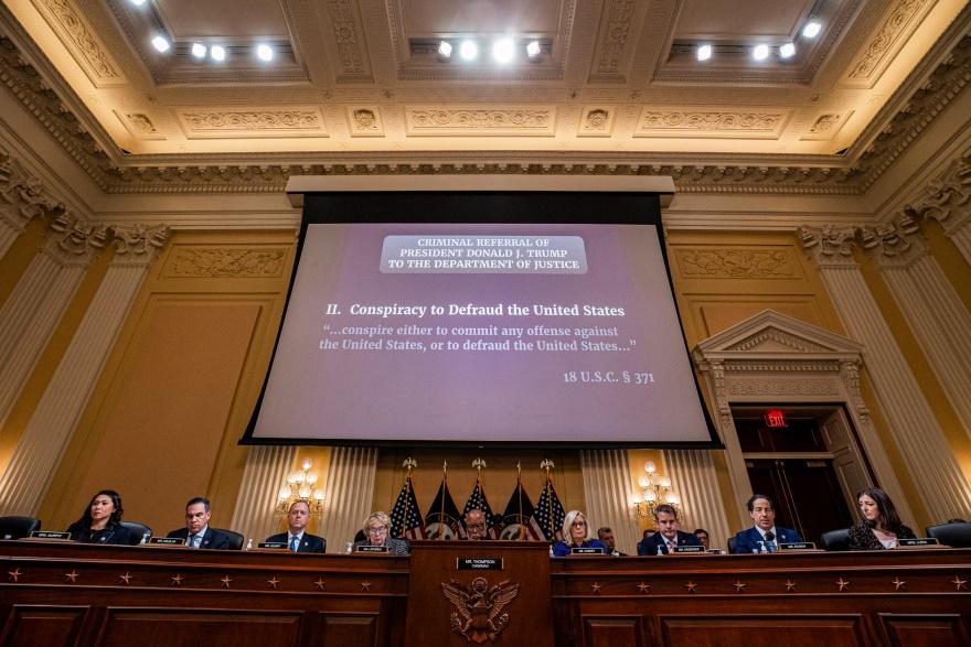 Ủy ban Đặc biệt Điều tra Vụ tấn công vào Tòa nhà Capitol Hoa Kỳ ngày 06/01 họp tại Capitol Hill ở Hoa Thịnh Đốn vào ngày 19/12/2022. (Ảnh: Al Drago/Getty Images)