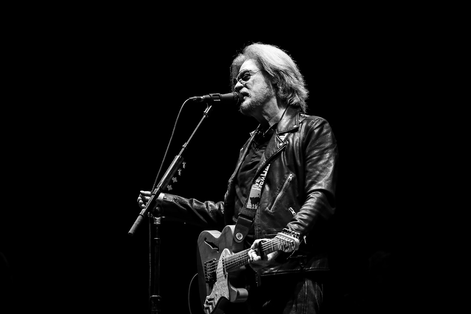 DARYL HALL AND TODD RUNDGREN TO PERFORM THEIR CLASSIC HITS