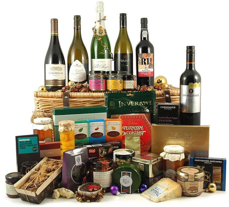 Beautiful Christmas hampers, UK delivery on the Christmas Supreme Hamper