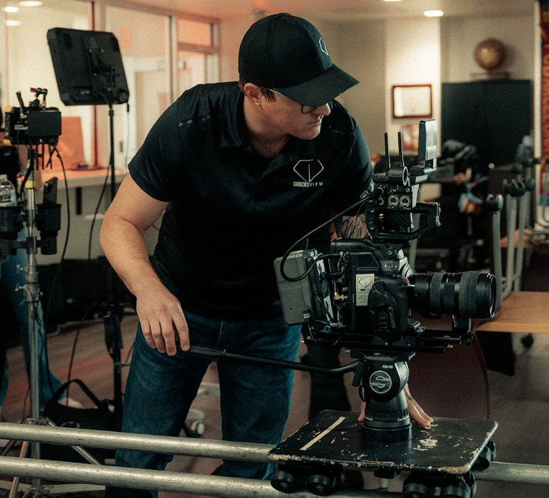 Finding the Perfect Fit: A Guide to Hiring a Professional Video Production Company