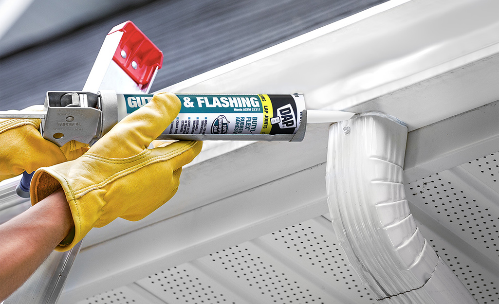 Different Types of Caulk and Their Usage