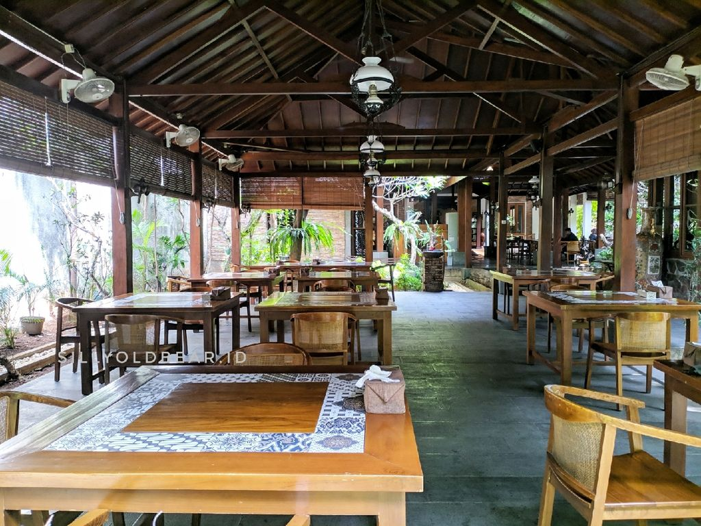 15 Hidden Gem Bintaro; Rekomendasi Tempat Makan Bintaro Dari Yang Kekinian Sampai Legend
