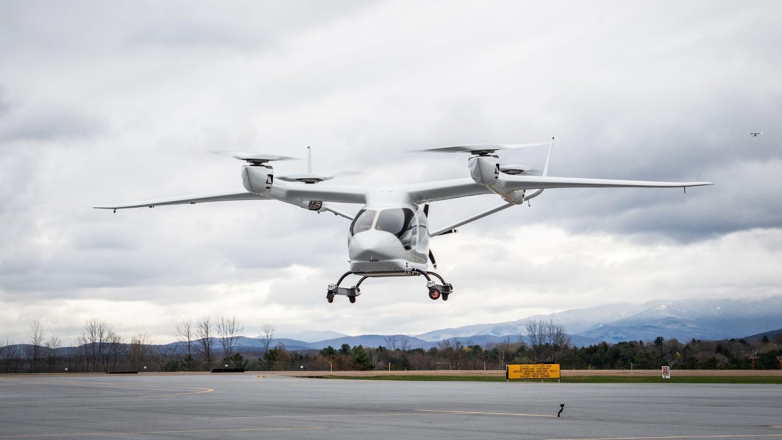 Watch: Beta achieves first piloted eVTOL cruise in Alia-250